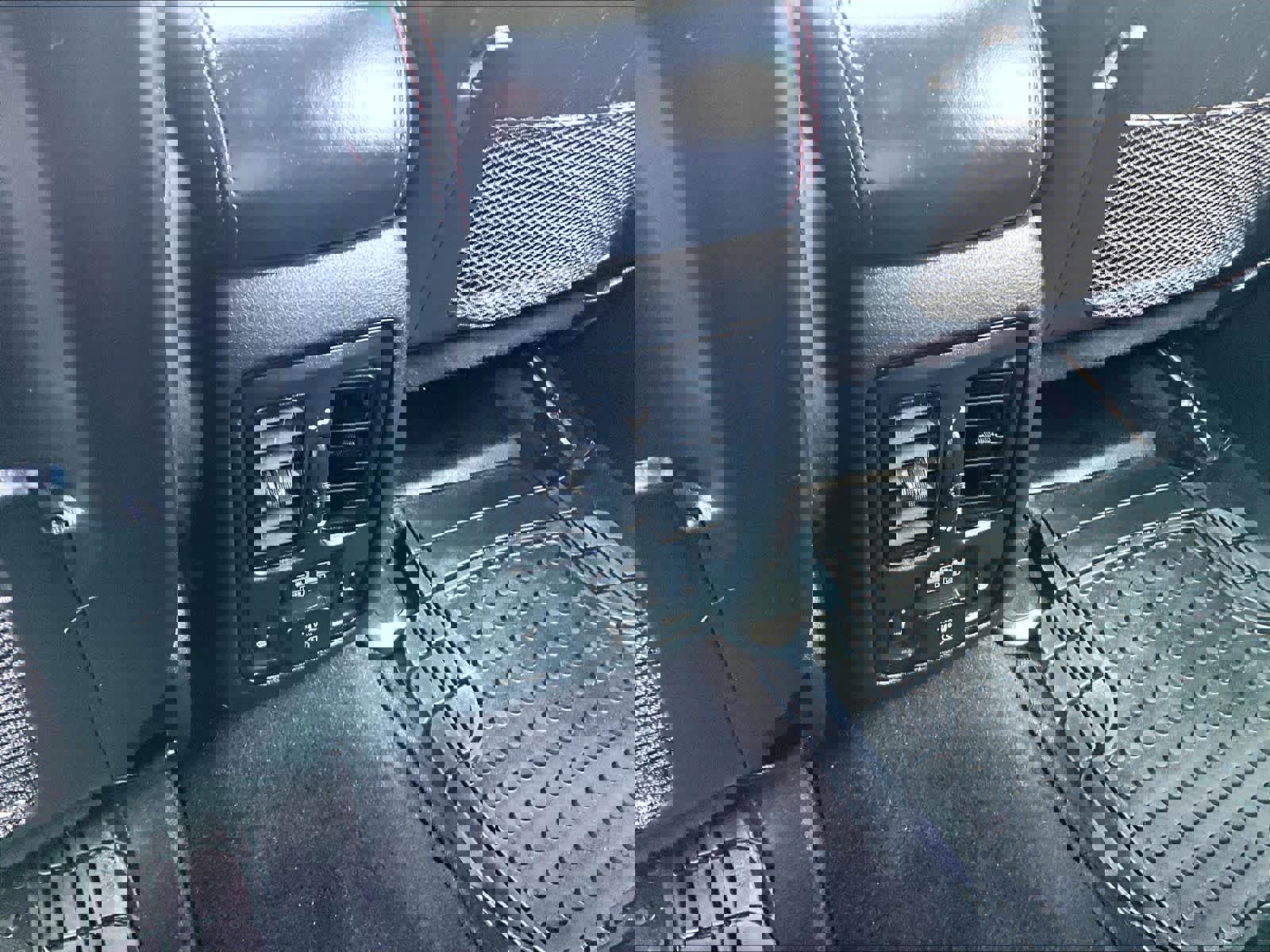 Used 2023 Dodge Durango R/T image 29