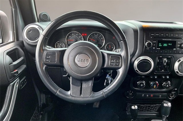 Used 2014 Jeep Wrangler Unlimited Rubicon w/ Dual Top Group image 8