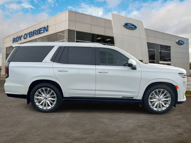 Used 2023 Cadillac Escalade Premium Luxury w/ Performance Package AWD/4WD image 6