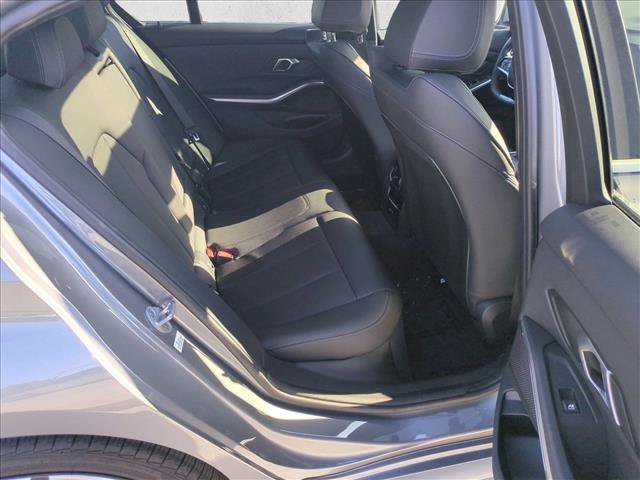 Certified 2026 BMW 330i Sedan w/ Premium Package RWD image 21
