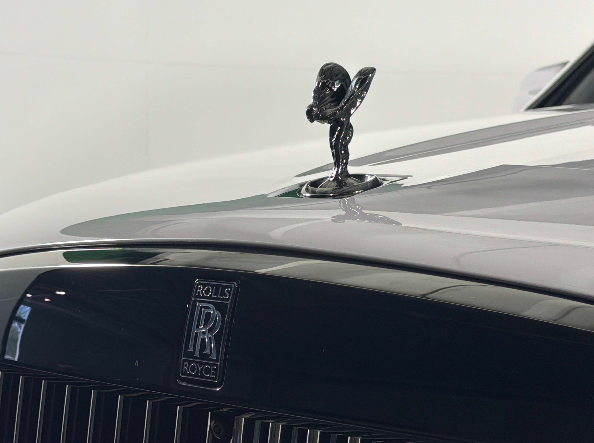 Used 2024 Rolls-Royce Cullinan Black Badge AWD/4WD image 15