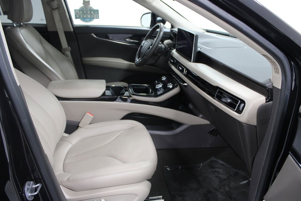 Used 2022 Lincoln Nautilus Reserve w/ Equipment Group 201A image 29