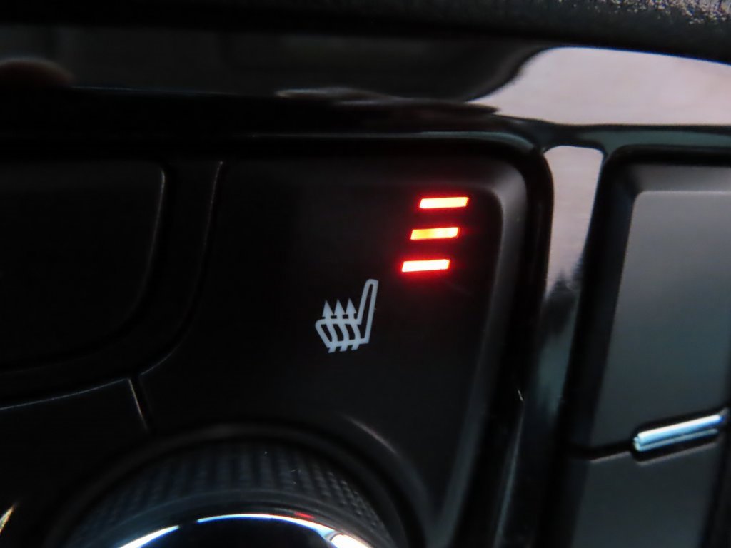 Used 2019 Buick Encore Essence w/ Safety Package II image 7