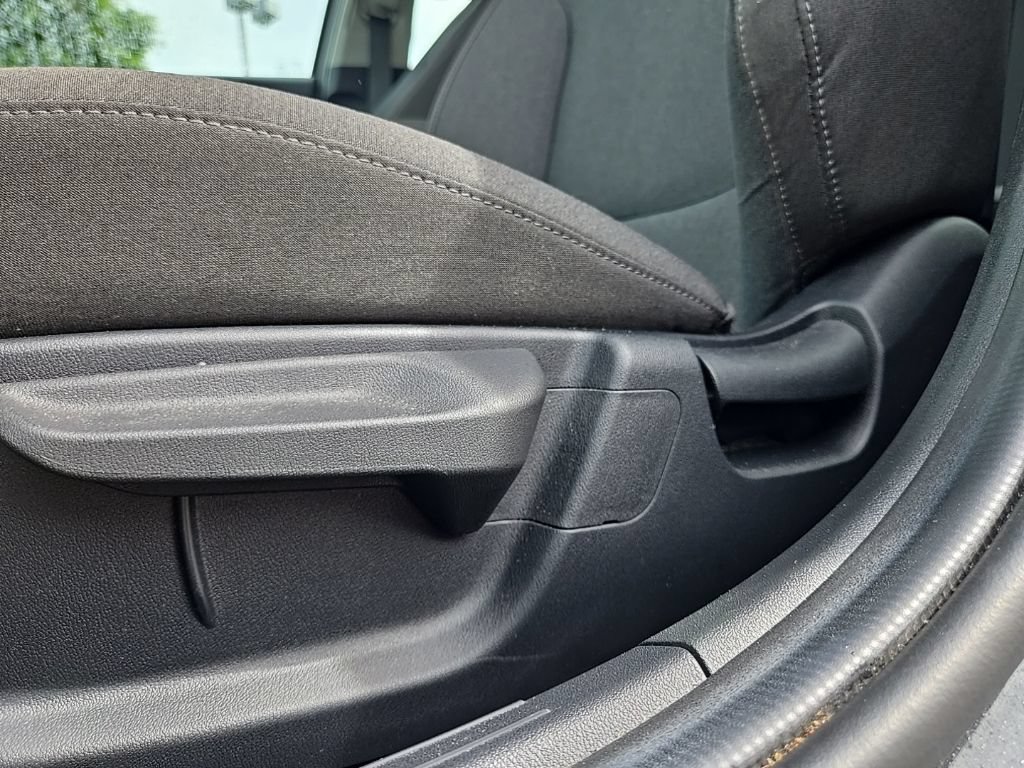 Certified 2025 Kia K4 FWD image 31