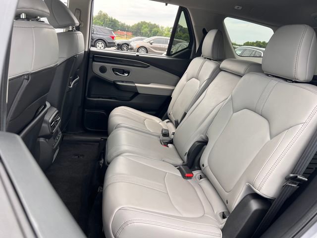 Used 2023 Honda Pilot Touring image 21