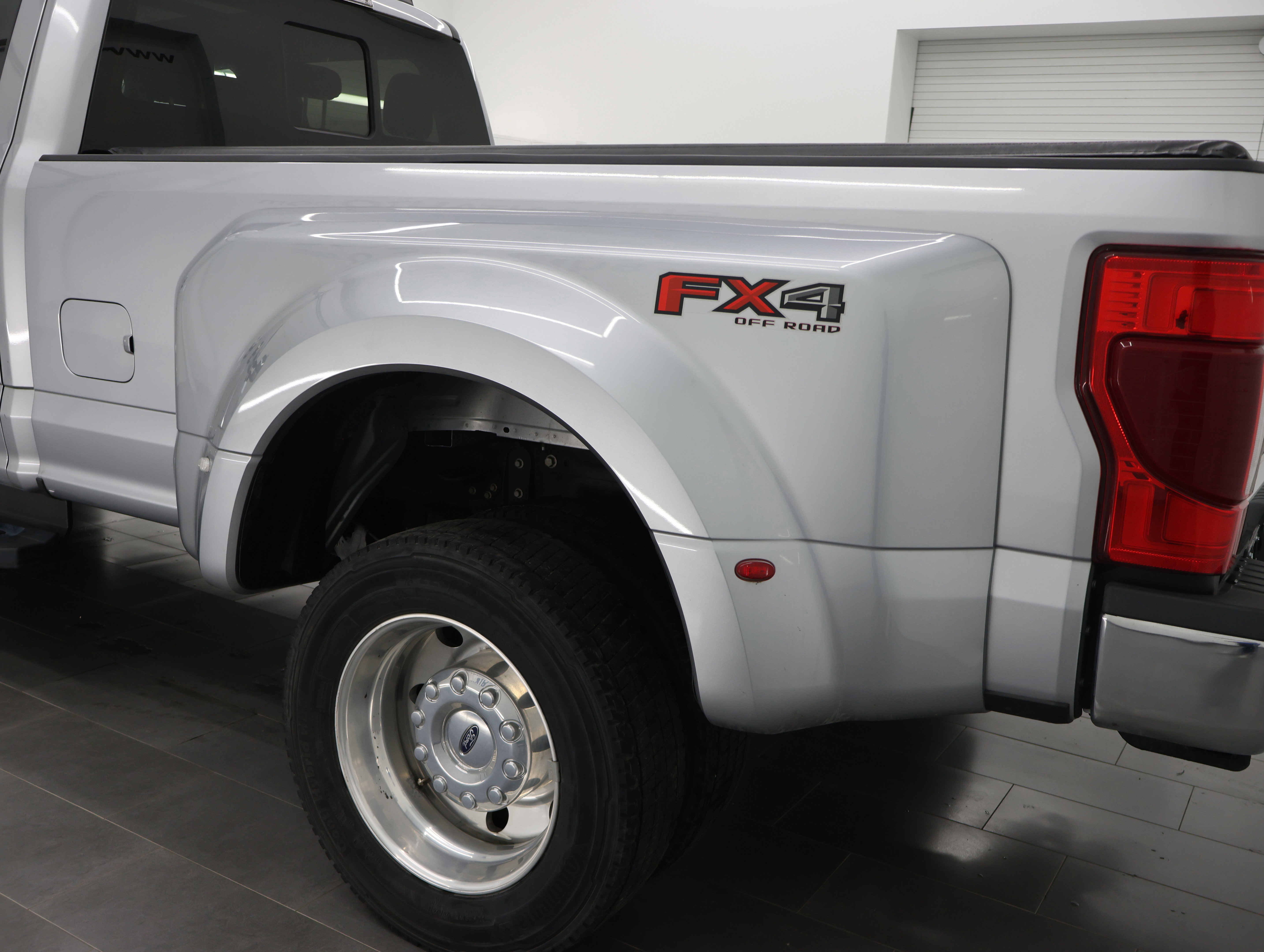Used 2022 Ford F450 Lariat w/ Lariat Ultimate Package AWD/4WD image 33