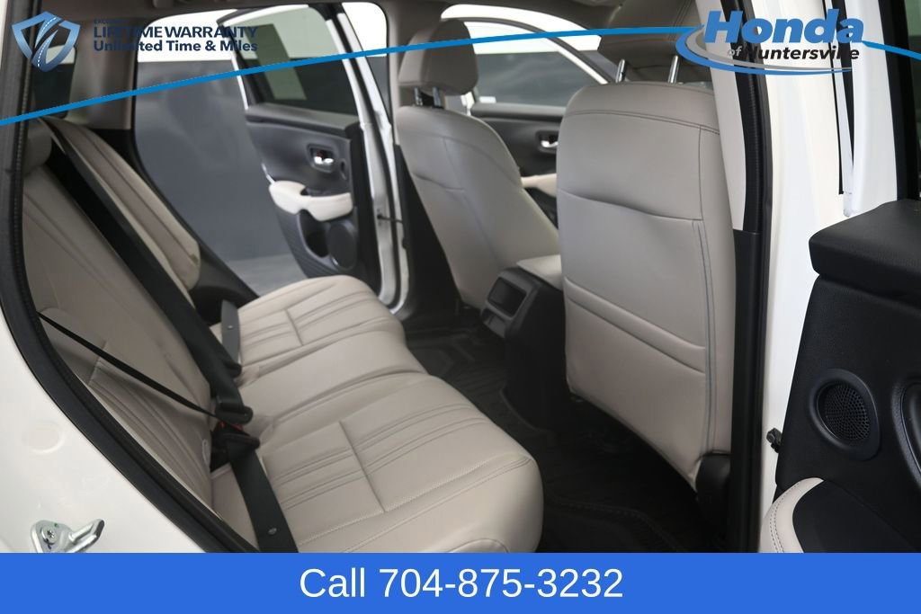 Used 2023 Honda HR-V EX-L image 12