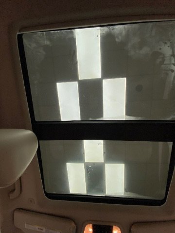 Used 2018 Chrysler 300 Touring L image 32