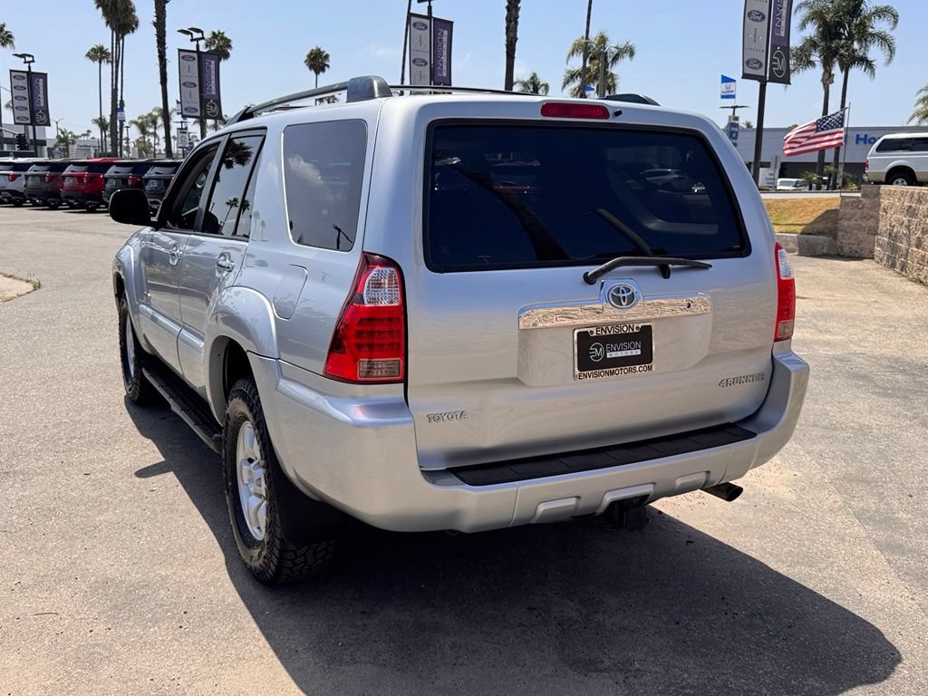 Used 2007 Toyota 4Runner SR5 AWD/4WD image 10