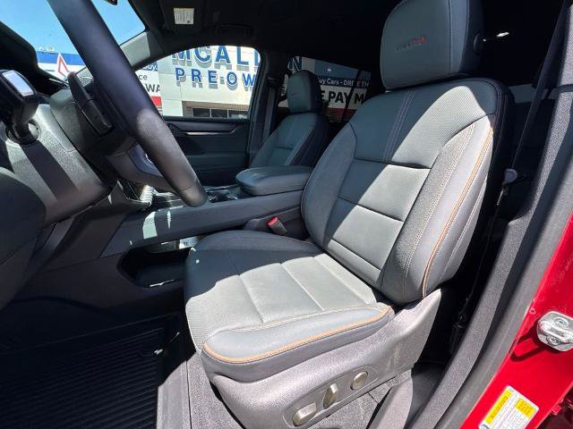 Used 2024 GMC Acadia AT4 w/ Luxury Package AWD/4WD image 14