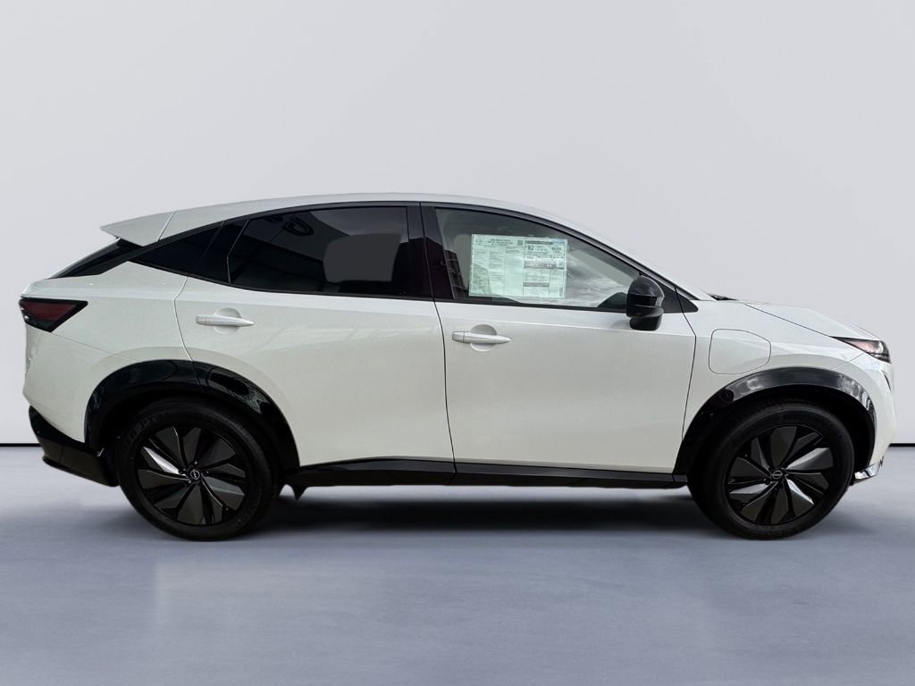 New 2025 Nissan Ariya AWD image 6