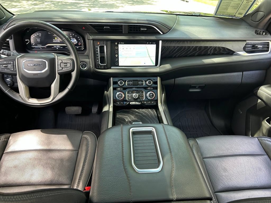 Used 2024 GMC Yukon Denali RWD image 11