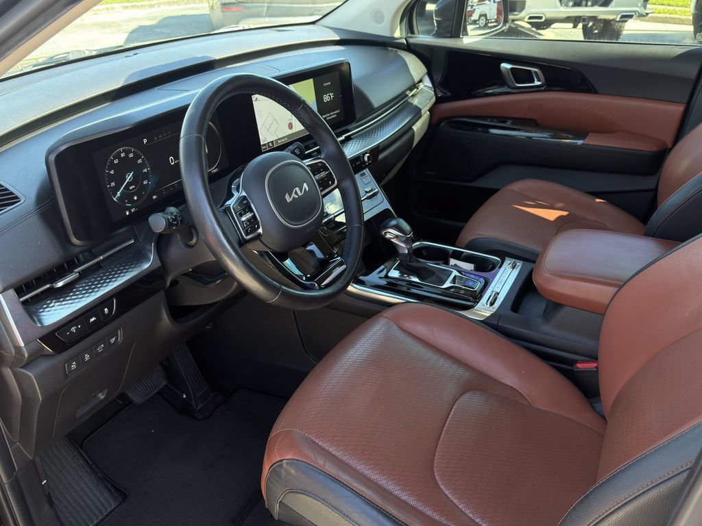 Used 2022 Kia Carnival SX Prestige FWD image 23