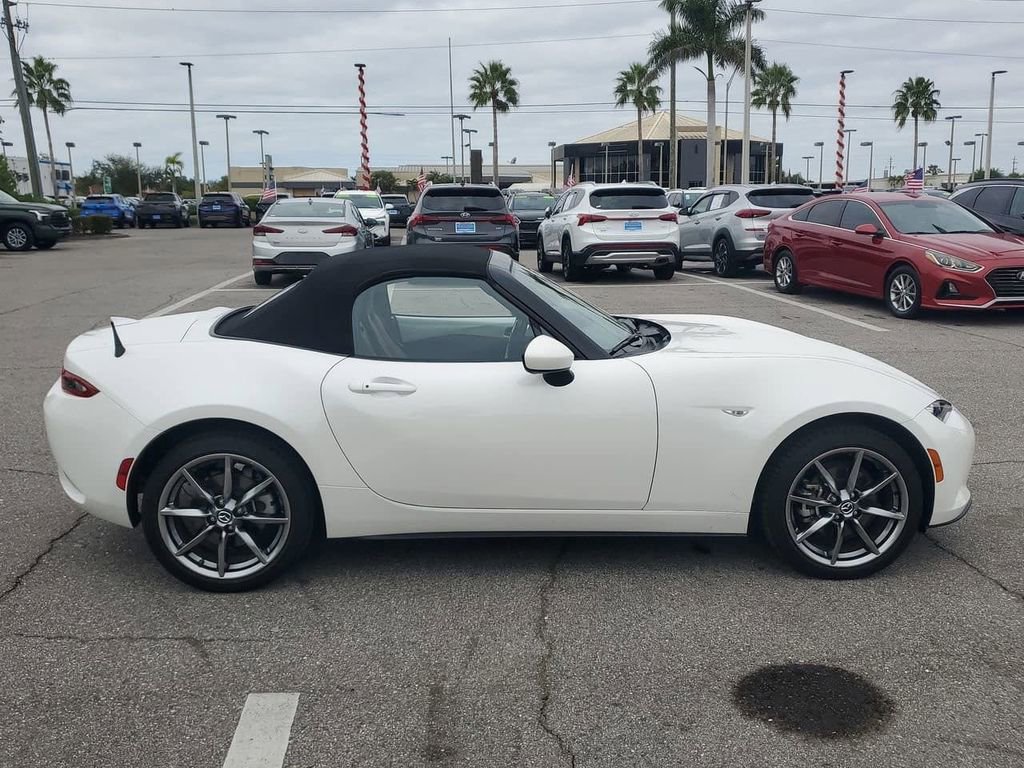 Used 2023 MAZDA MX-5 Miata Grand Touring image 10