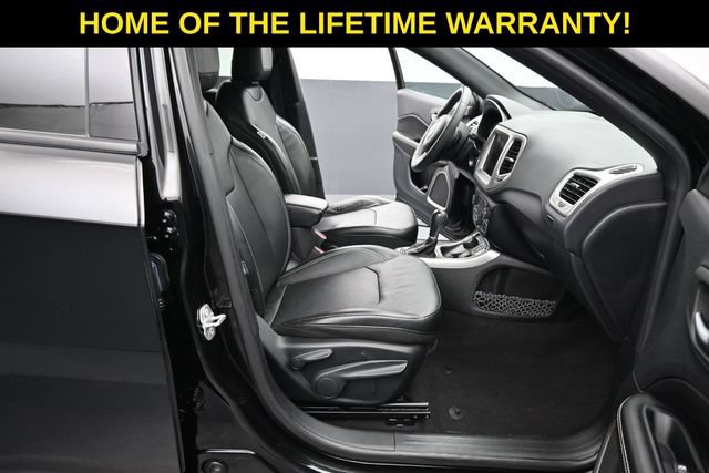 Used 2021 Jeep Compass Latitude AWD/4WD image 46