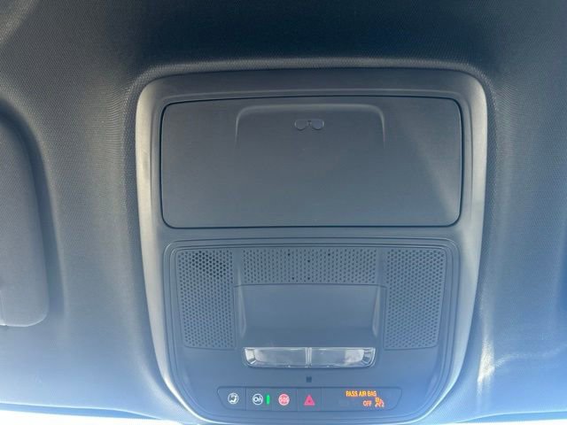 Used 2025 GMC Acadia Elevation AWD/4WD image 27