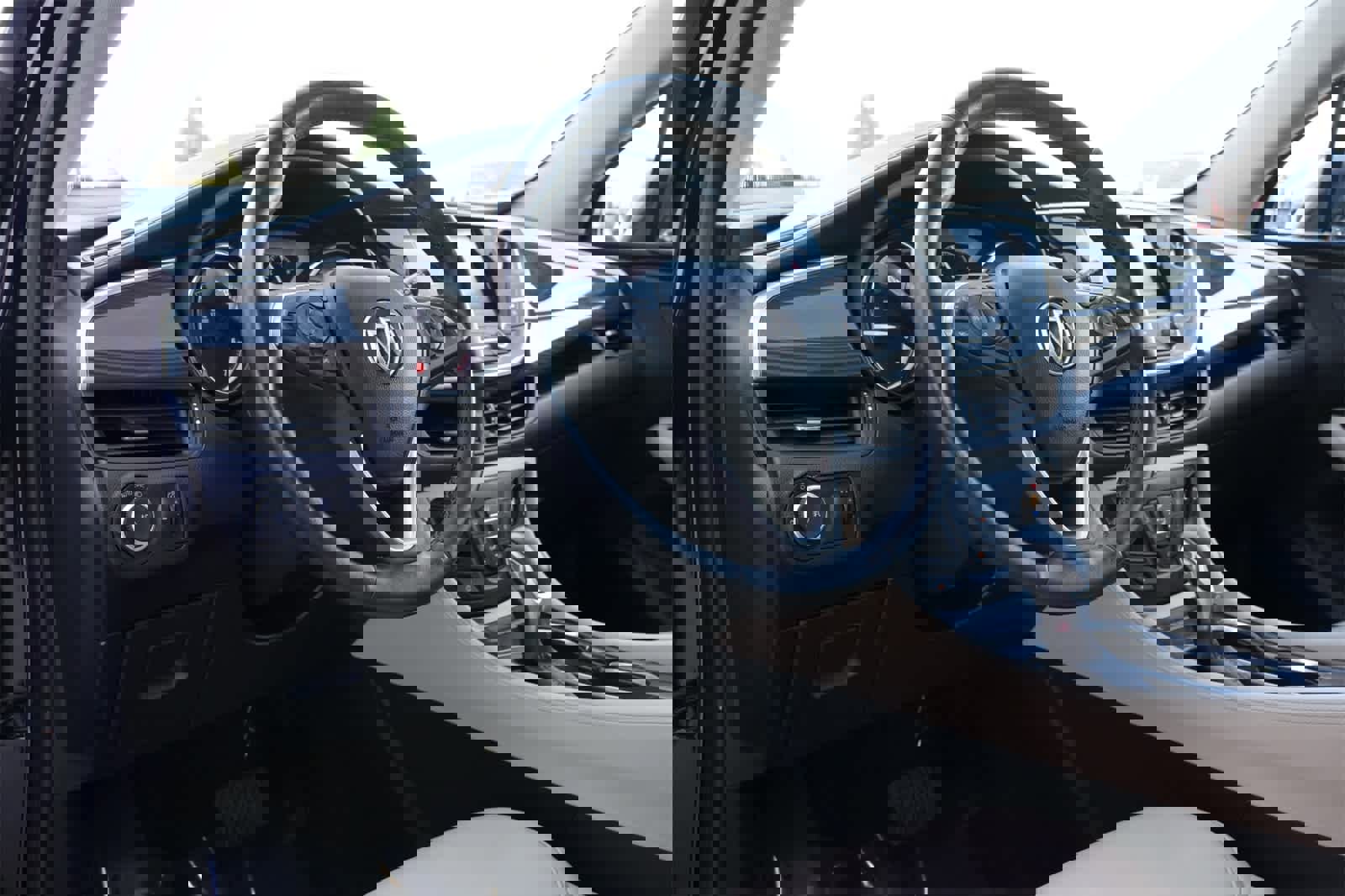 Used 2020 Buick Envision Essence image 14