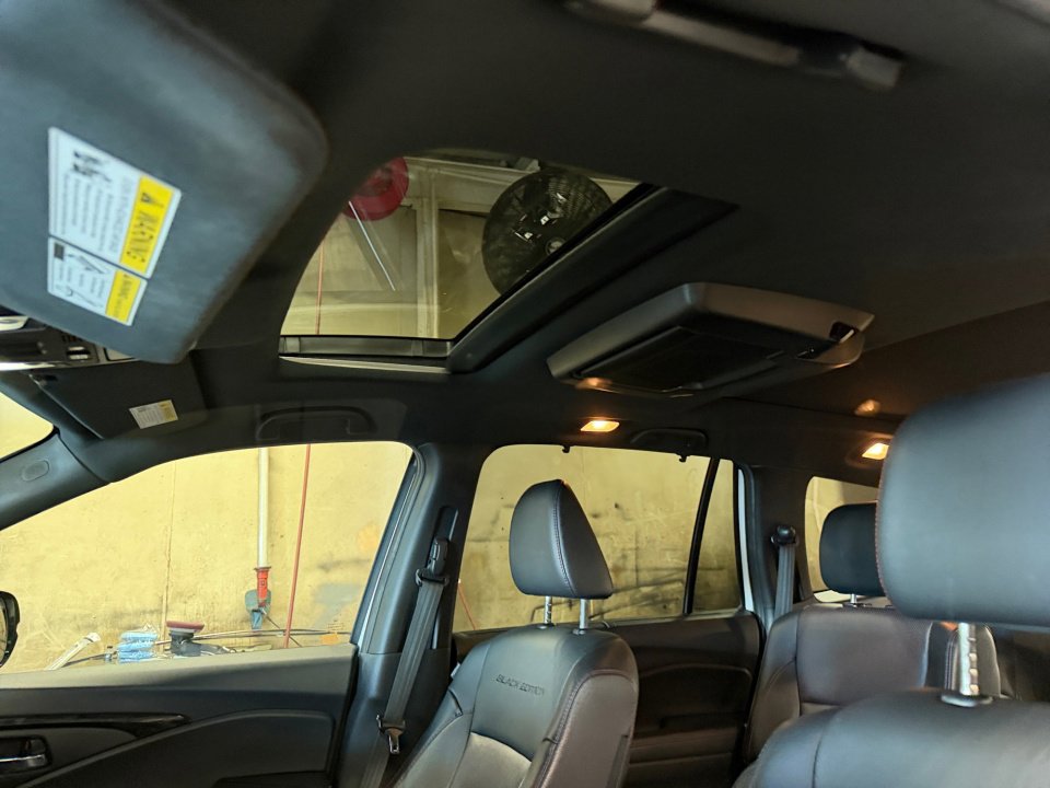 Used 2021 Honda Pilot Black Edition image 25