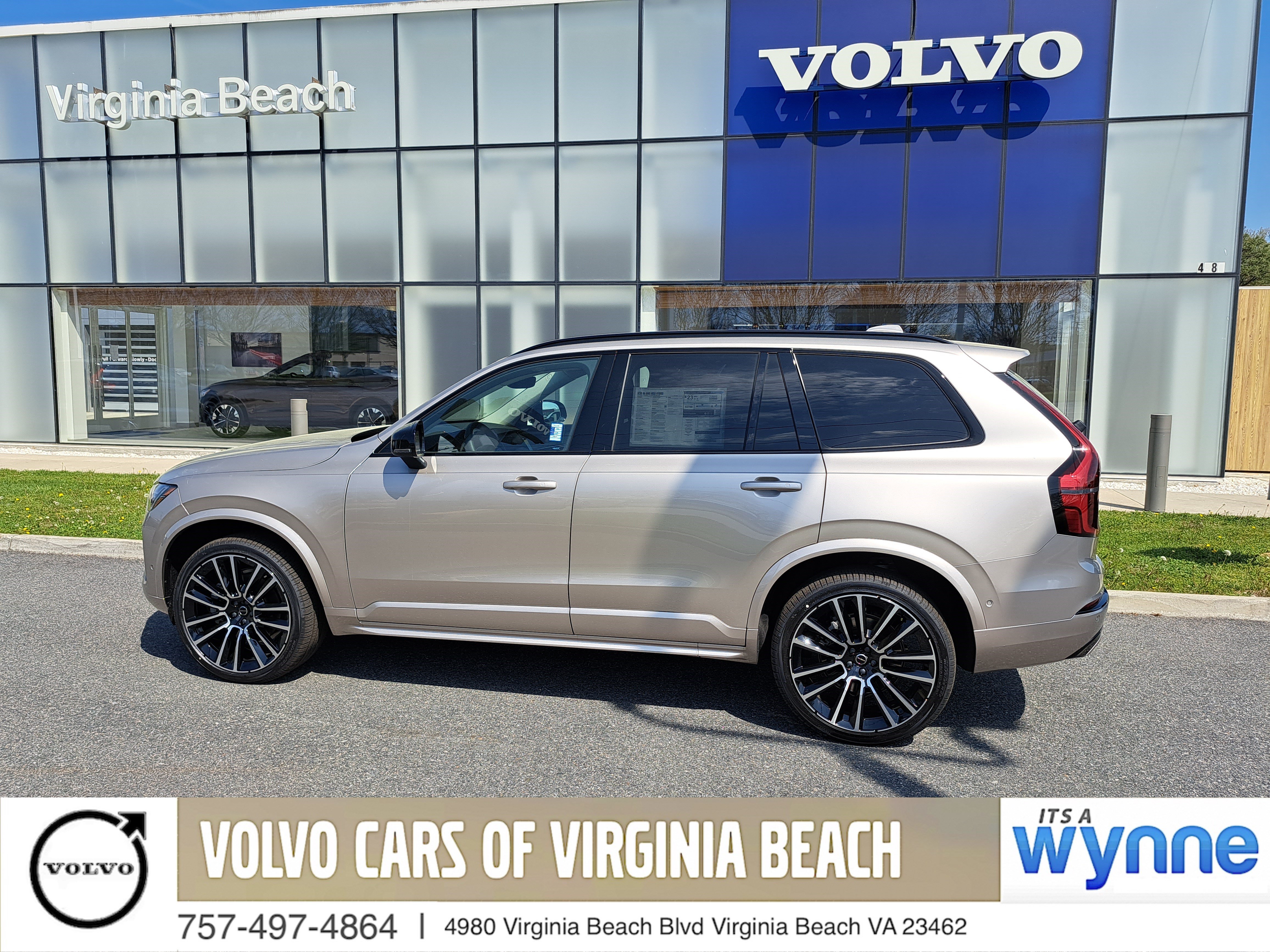 New 2026 Volvo XC90 B6 Ultra w/ Lounge Package AWD/4WD image 1