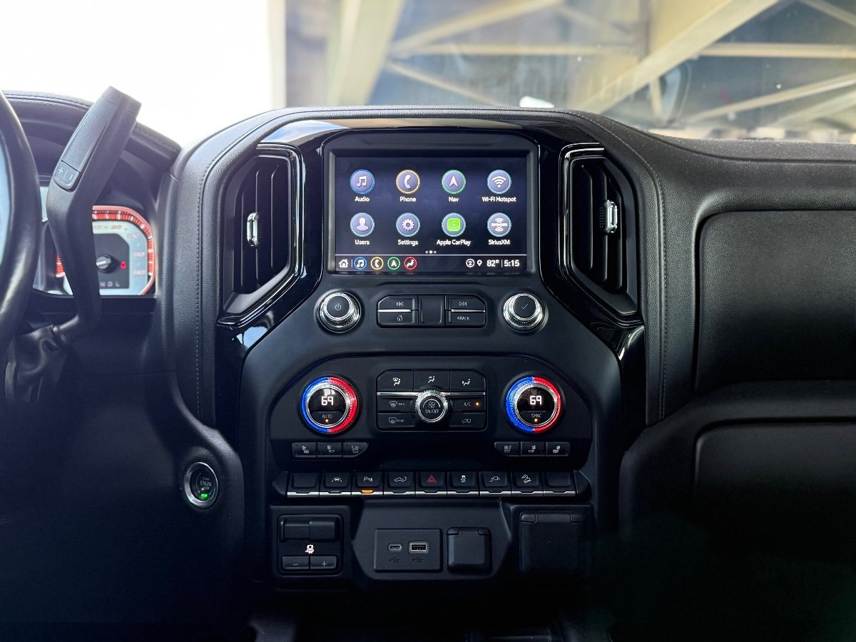 Used 2022 GMC Sierra 1500 SLT w/ SLT Premium Plus Package AWD/4WD image 21