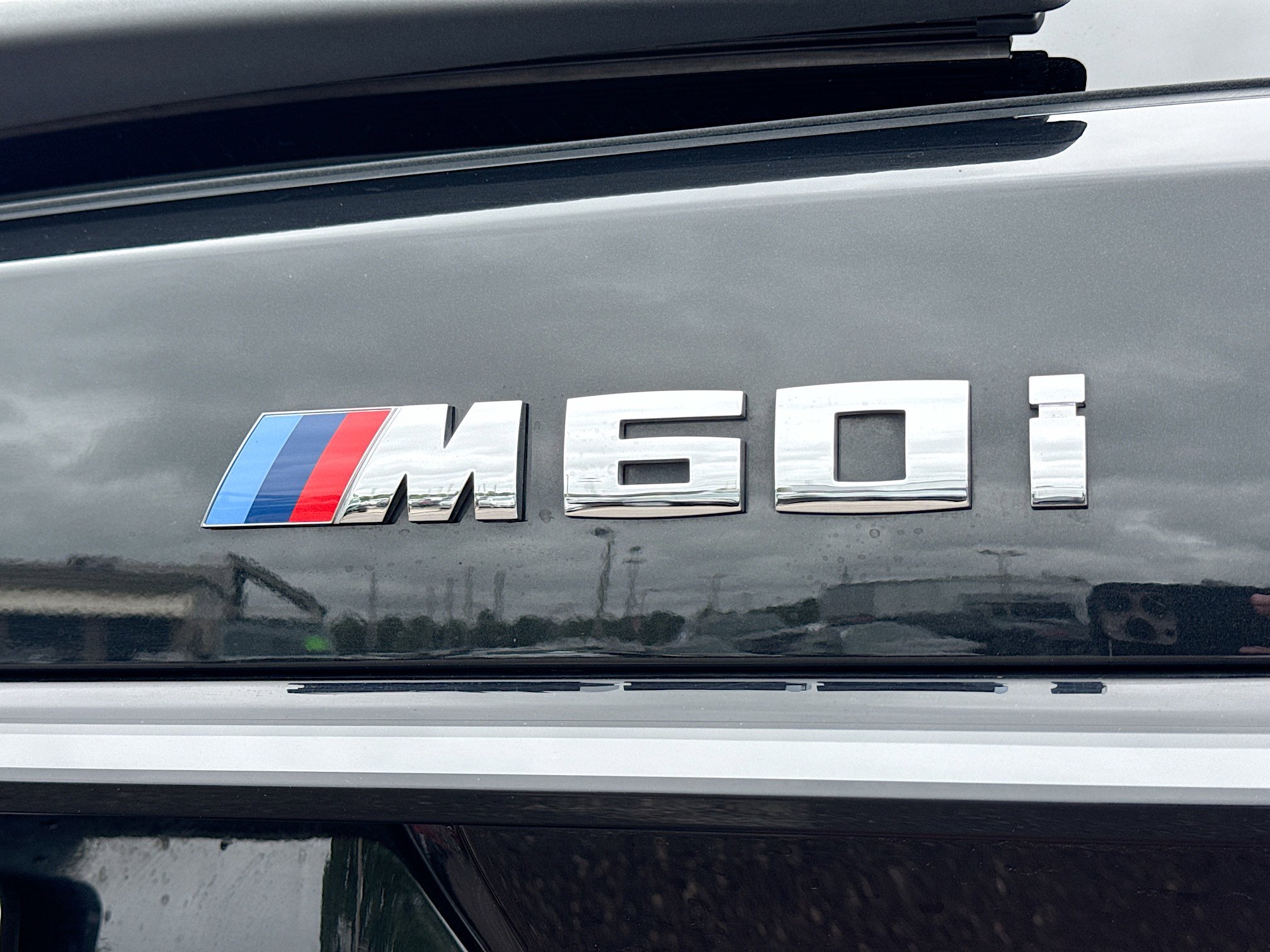 Used 2024 BMW X7 M60i w/ Executive Package image 11