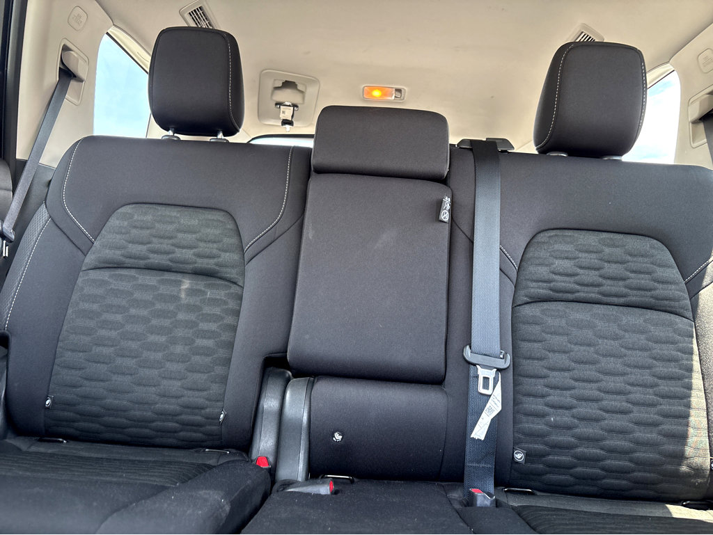 Used 2024 Nissan Pathfinder SV FWD image 22