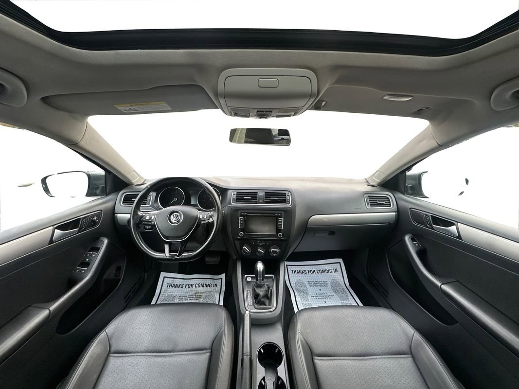 Used 2015 Volkswagen Jetta SE image 23