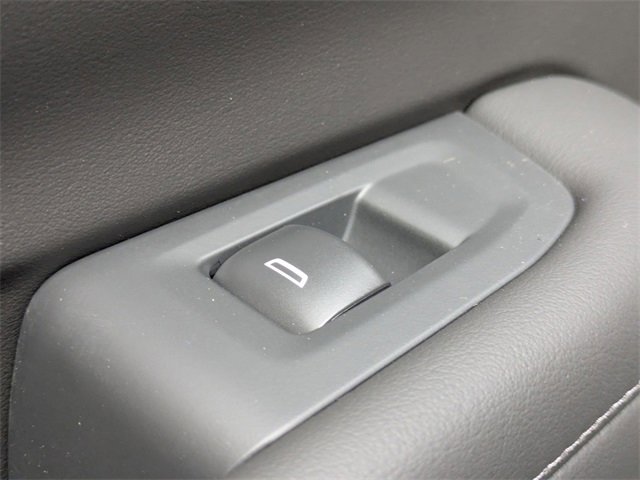 New 2026 Chevrolet Suburban LS image 25