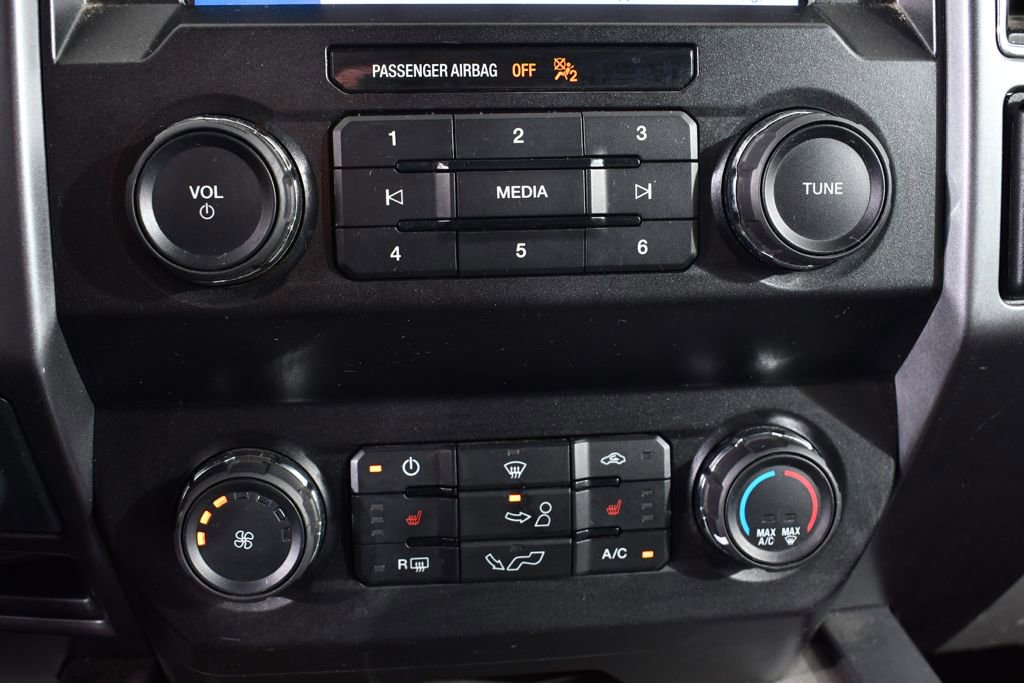 Used 2019 Ford F150 XLT w/ Equipment Group 302A Luxury AWD/4WD image 29