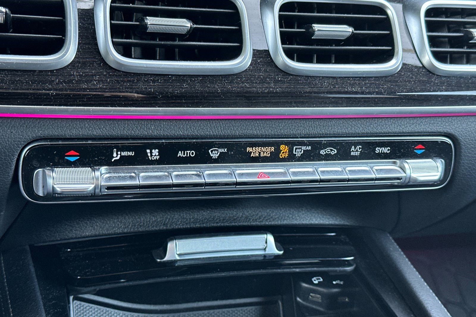 Used 2022 Mercedes-Benz GLS 450 4MATIC image 28