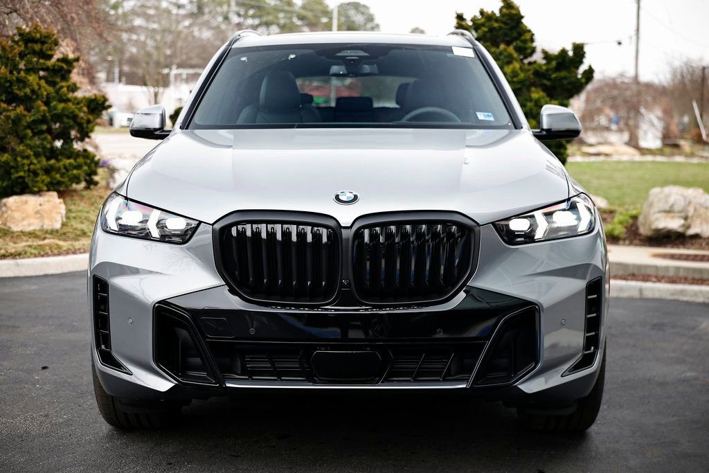 New 2026 BMW X5 xDrive40i w/ M Sport Package image 13