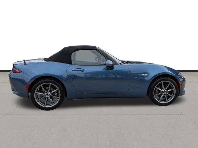 Used 2019 MAZDA MX-5 Miata Grand Touring RWD image 4
