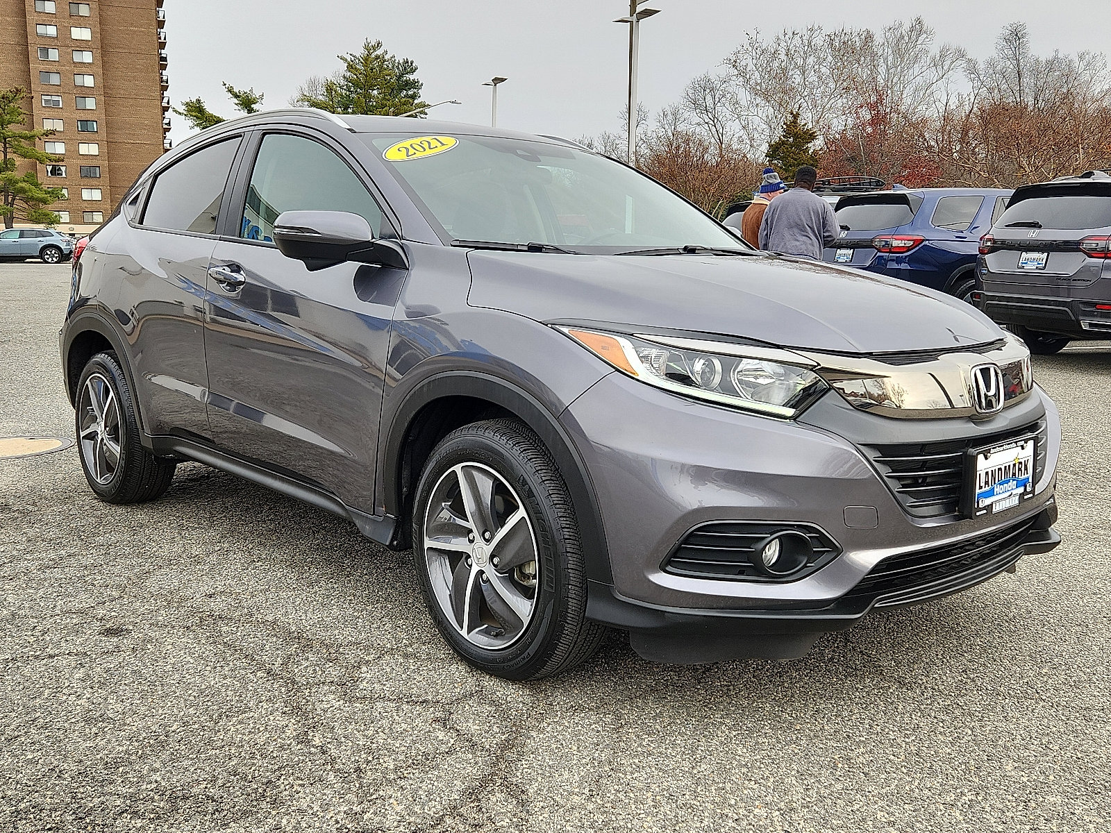 Used 2021 Honda HR-V EX image 3