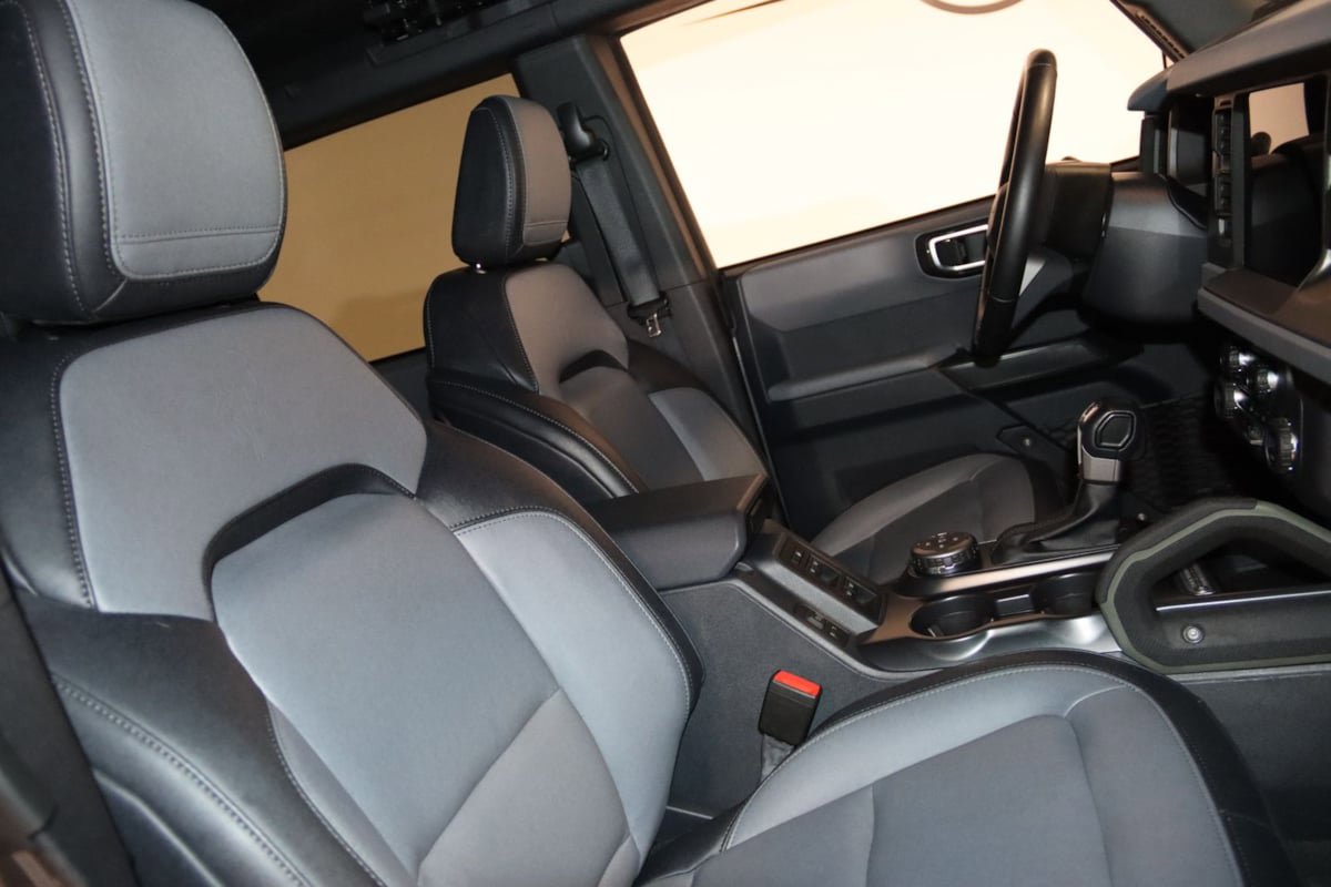 Used 2024 Ford Bronco Everglades image 70