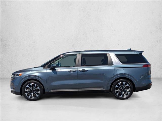 Used 2024 Kia Carnival EX FWD image 9