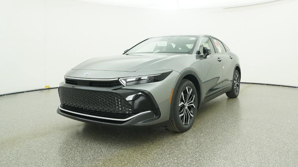 New 2026 Toyota Crown XLE image 4