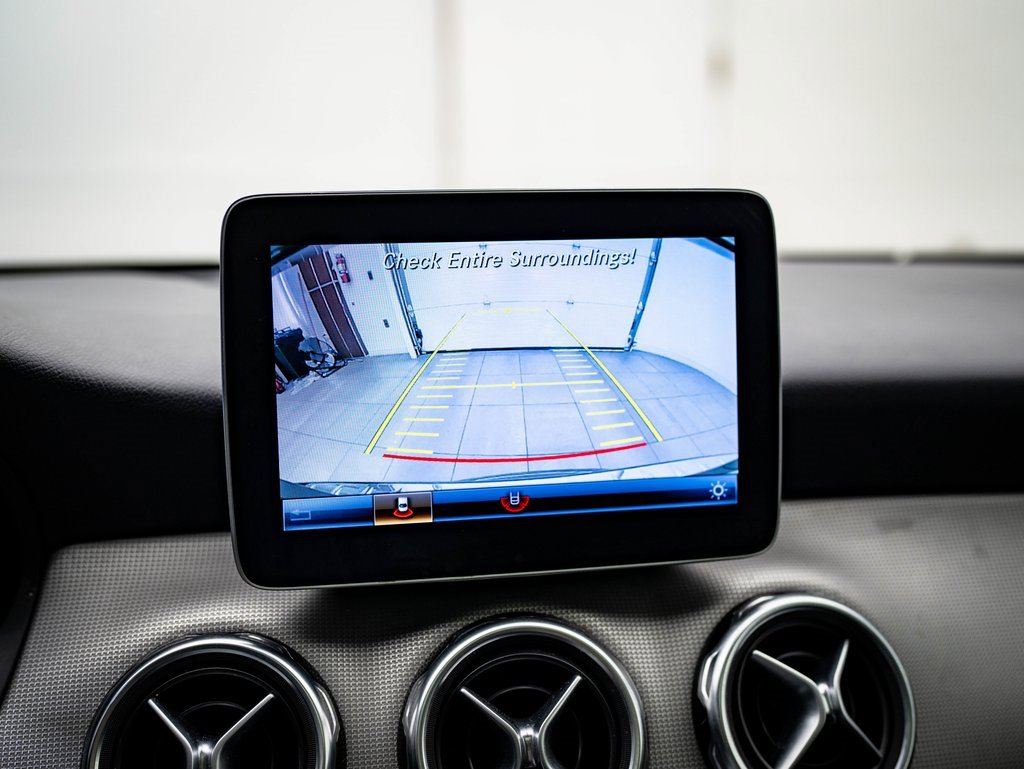 Used 2019 Mercedes-Benz GLA 250 4MATIC image 32