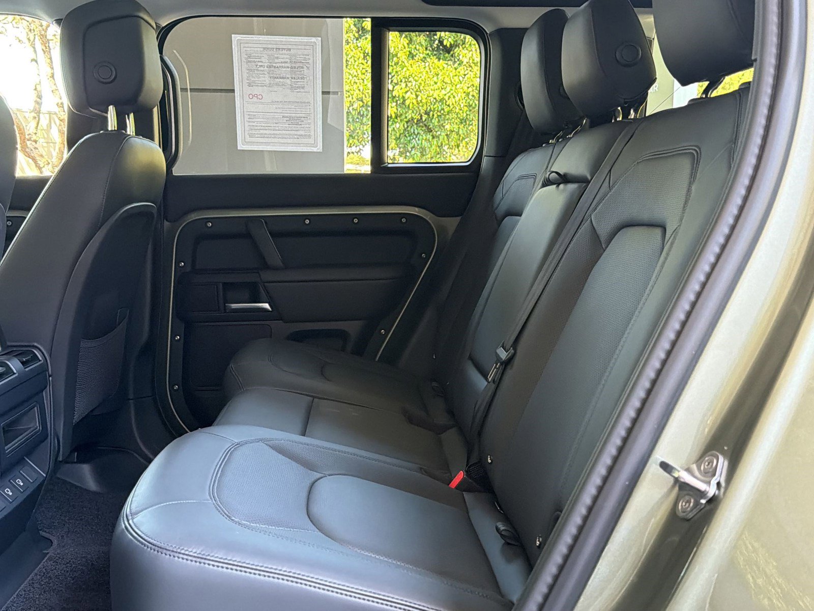 Used 2025 Land Rover Defender 110 S AWD/4WD image 15