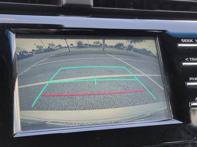 Used 2018 Toyota Camry LE FWD image 19