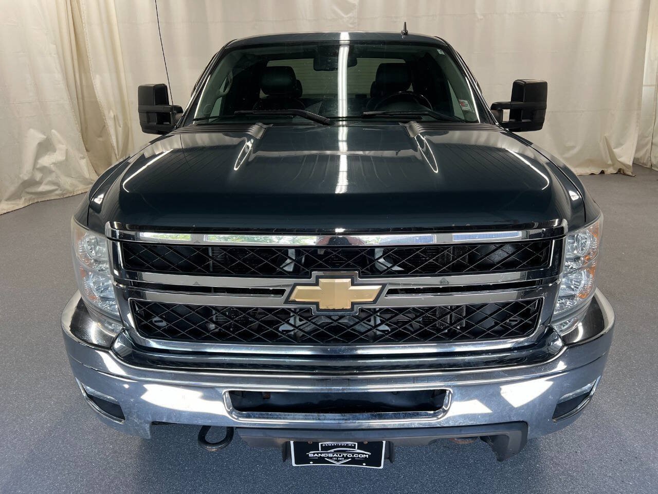 Used 2011 Chevrolet Silverado 2500 LTZ w/ LTZ Plus Package AWD/4WD image 2