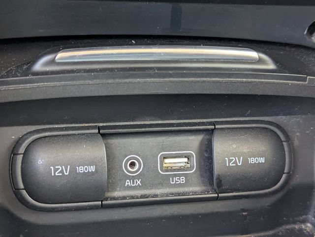 Used 2017 Kia Optima LX FWD image 19