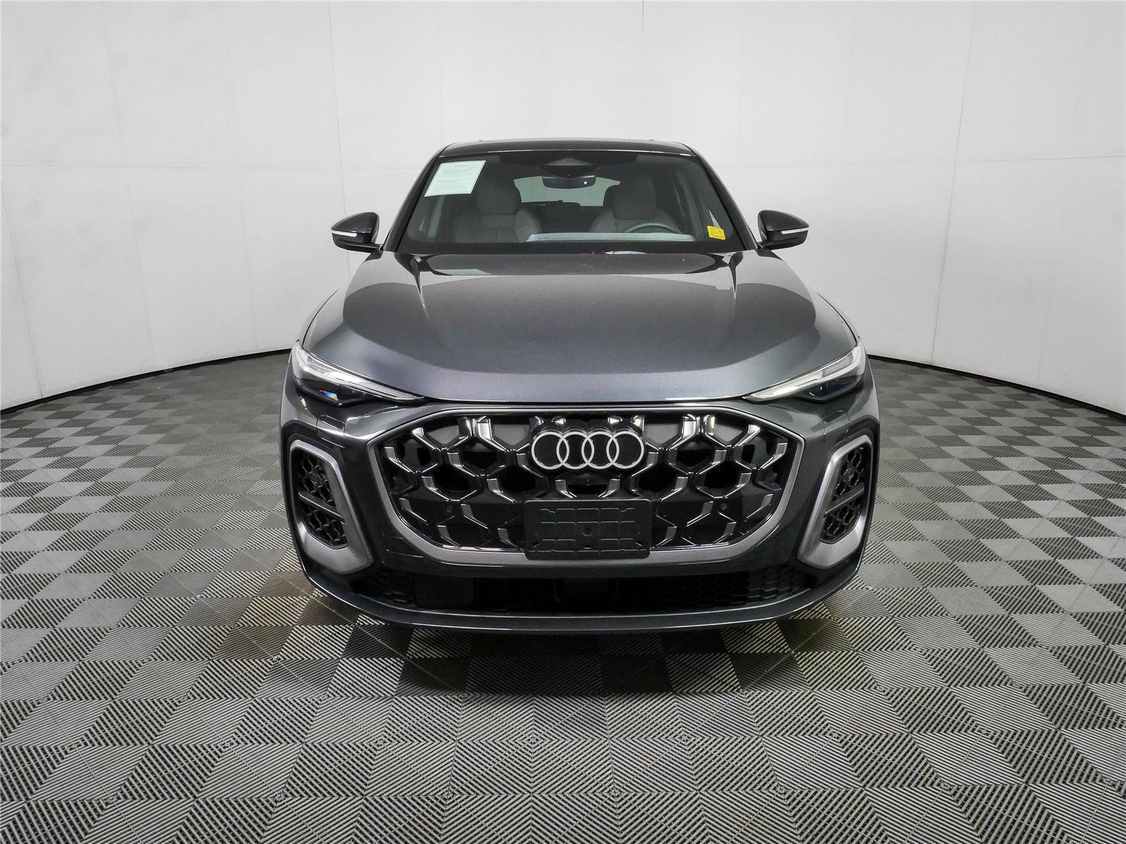 Used 2025 Audi Q5 Prestige w/ 20" Wheel Package AWD/4WD image 36