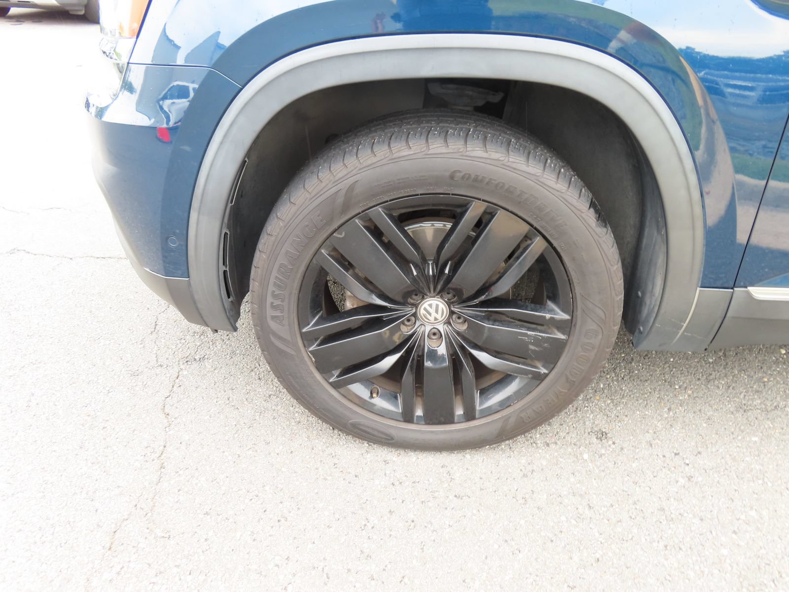 Used 2019 Volkswagen Atlas SEL Premium AWD/4WD image 13