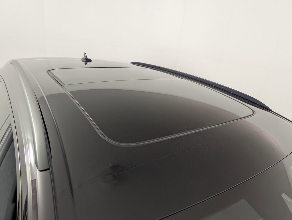 Used 2021 Audi Q8 Premium Plus image 24