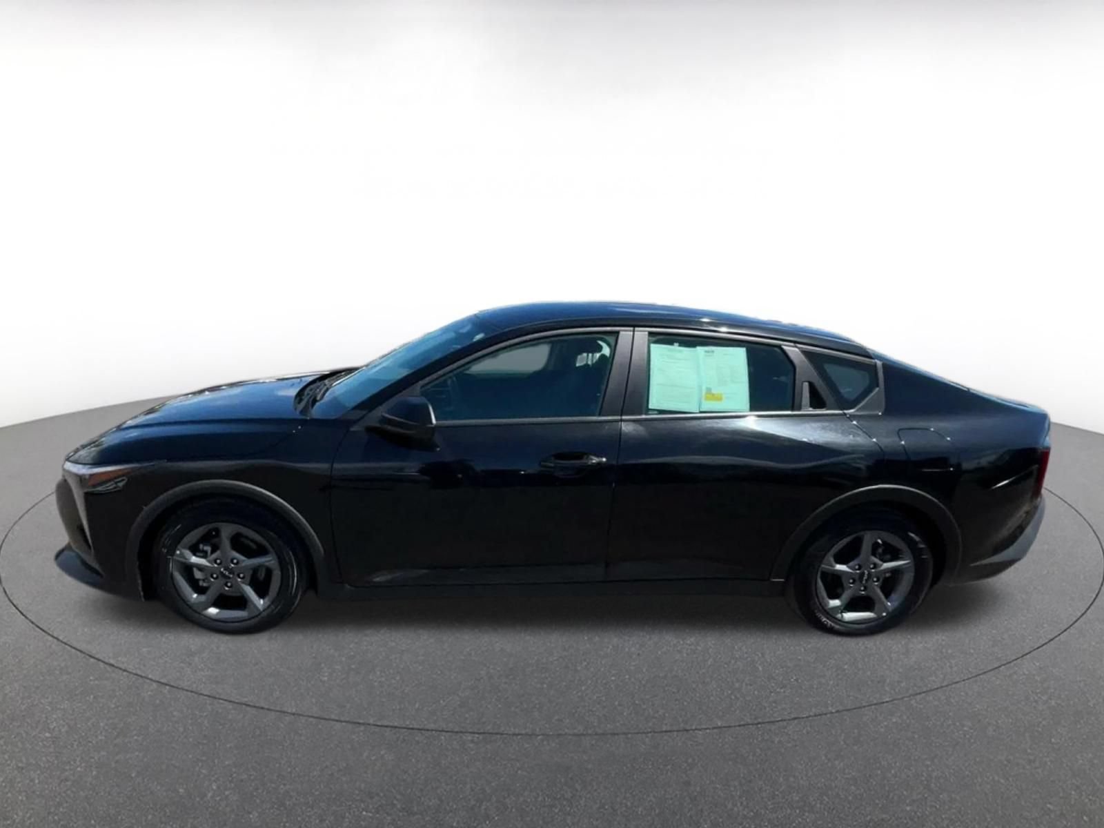 Used 2025 Kia K4 FWD image 8
