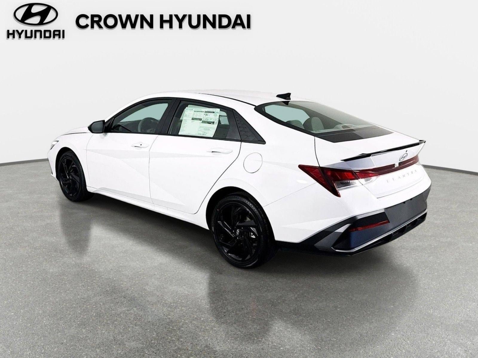 New 2026 Hyundai Elantra Sport FWD image 7