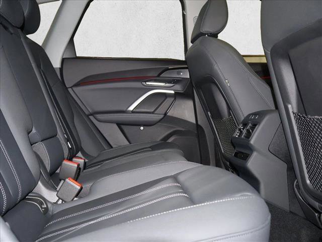 Used 2025 Audi Q5 Premium w/ Convenience Package image 25
