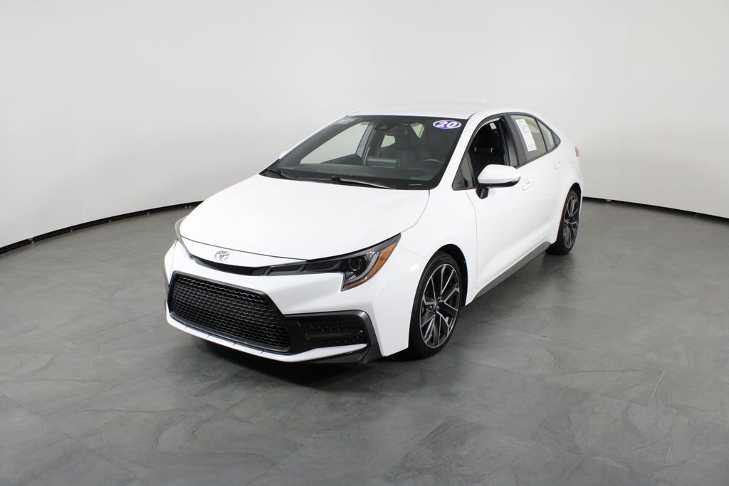 Used 2020 Toyota Corolla SE image 2