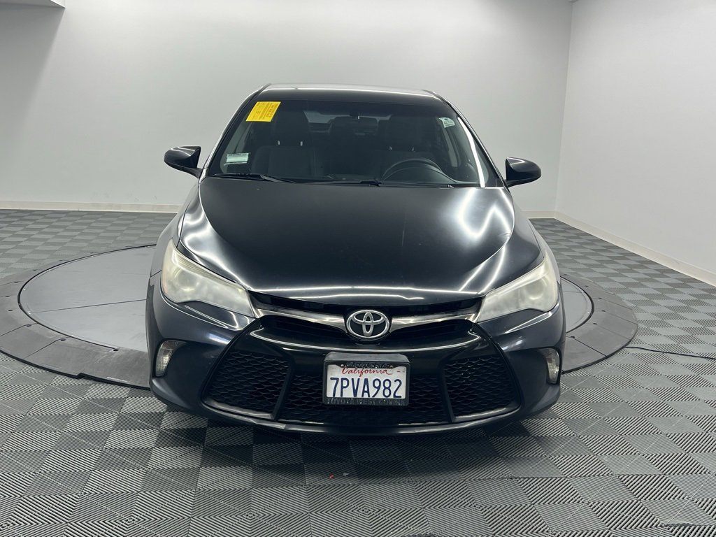 Used 2016 Toyota Camry SE image 5