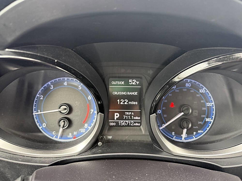 Used 2015 Toyota Corolla S image 11